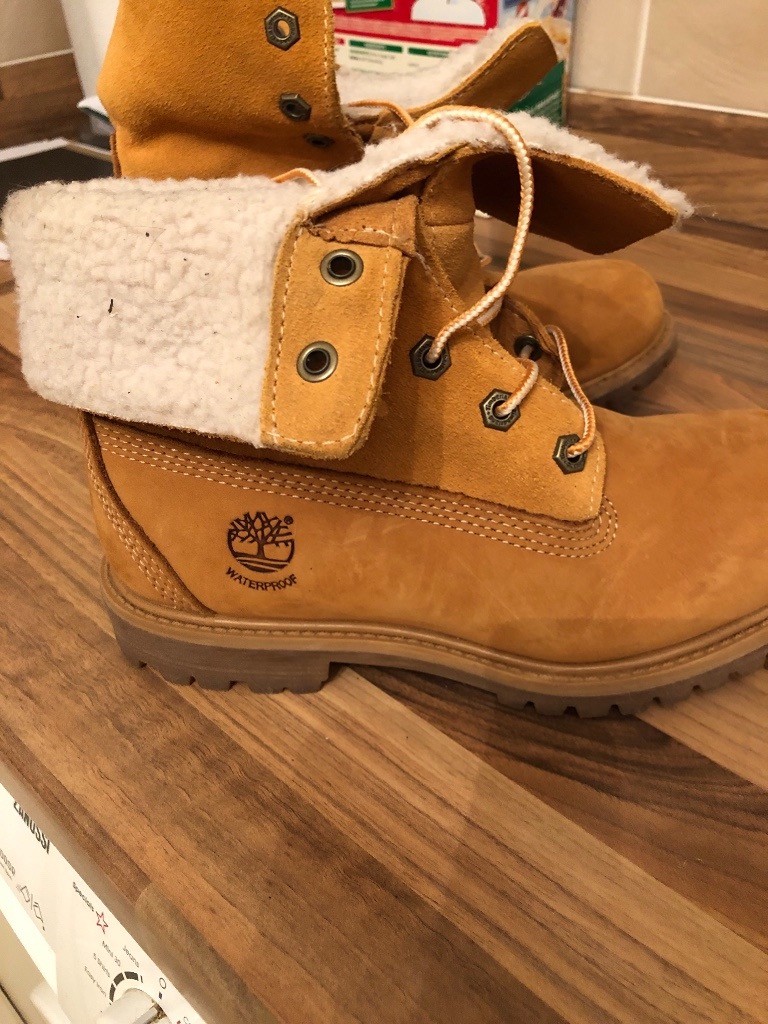 ladies timberland boots size 4